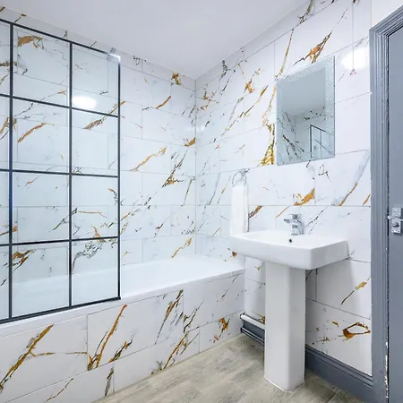 *rg7h*for Your Relaxed & Cosy Free Parking Privat bolig